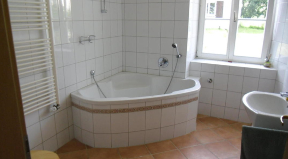 Erdgeschoßwohnung Erkrath - 5 Zimmer, 105 m&sup2;, 1.575&euro; | Angebot:25335153