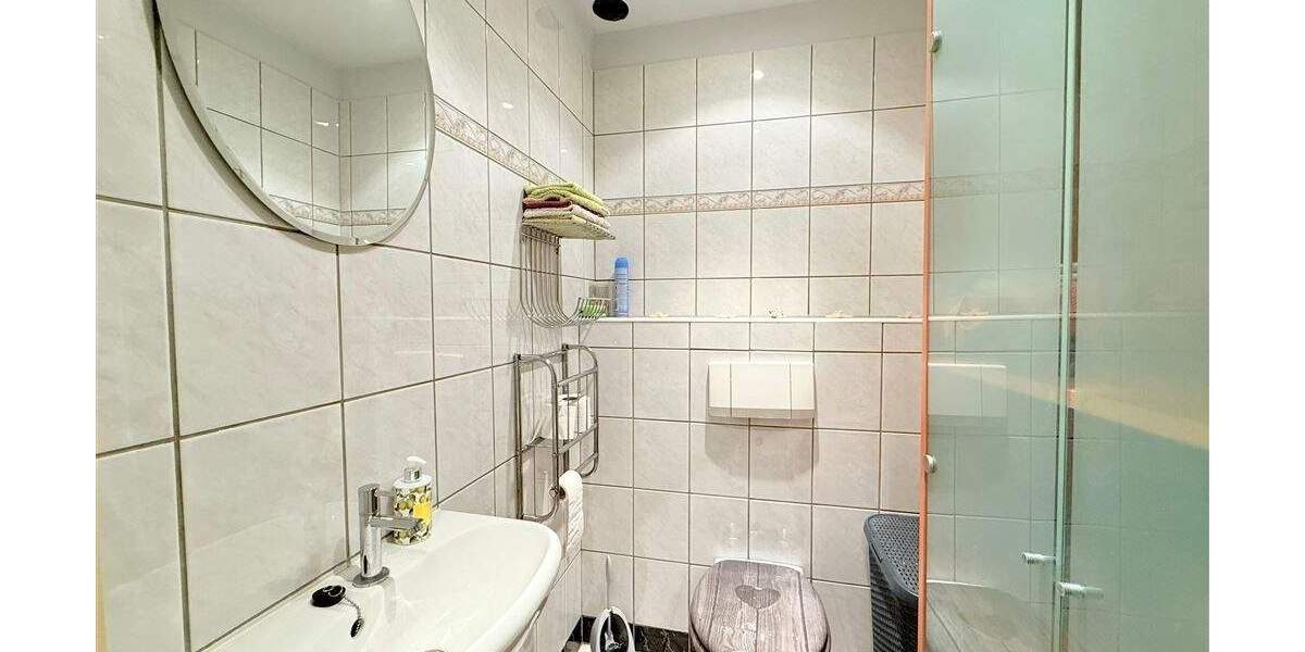 Mehrfamilienhaus, Wohnhaus Neuss Gnadental - 1 Zimmer, 690.000&euro; | Angebot:25864679