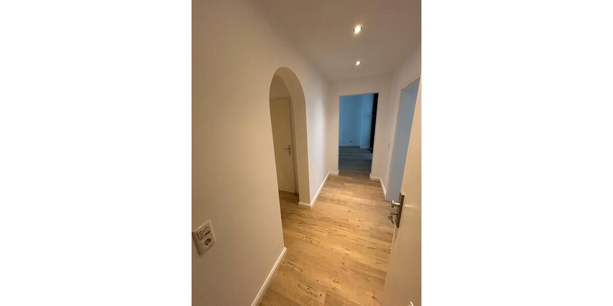 Etagenwohnung Wuppertal Arrenberg - 2 Zimmer, 64 m&sup2;, 870&euro; | Angebot:25305259