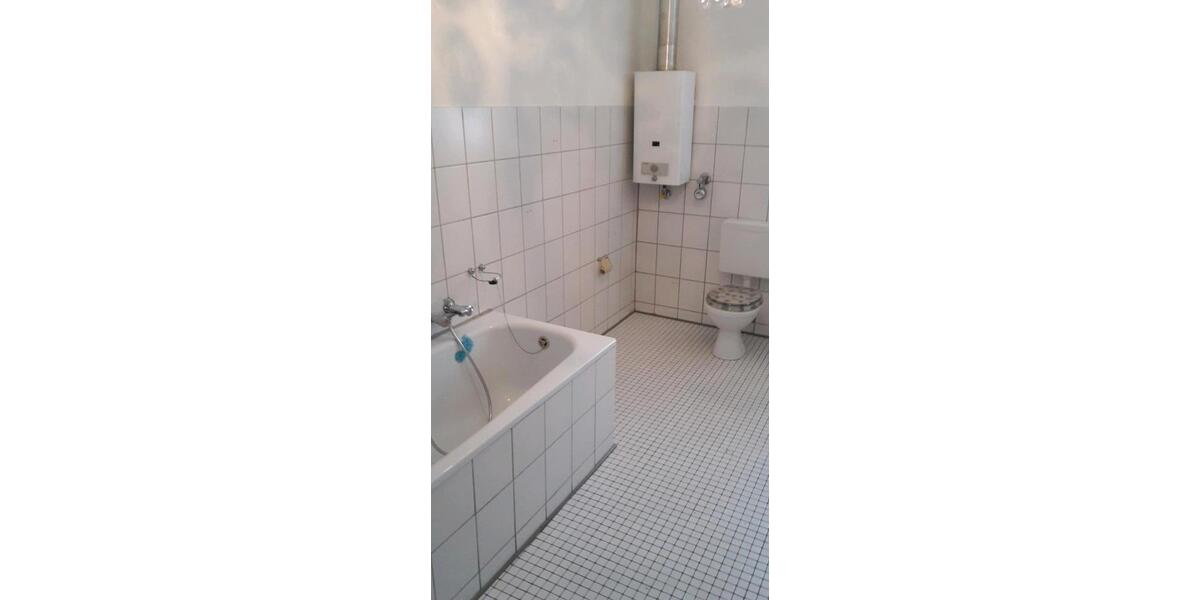 Etagenwohnung Wuppertal Elberfeld - 1 Zimmer, 75 m&sup2;, 850&euro; | Angebot:25790453