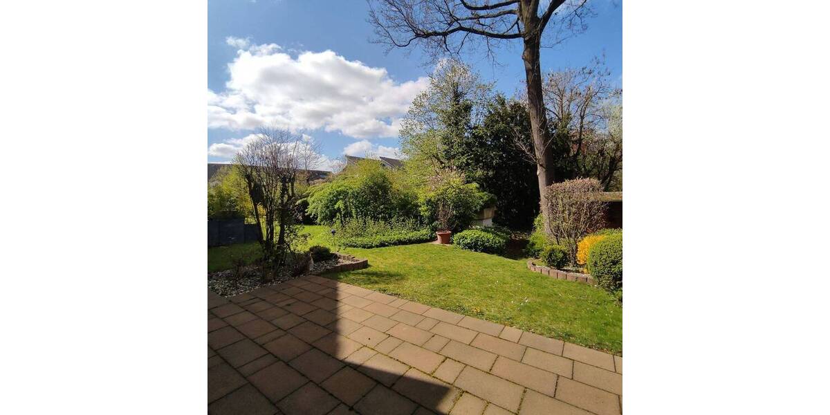 Terrassenwohnung Ratingen Ost - 2 Zimmer, 59 m&sup2;, 275.000&euro; | Angebot:26078072