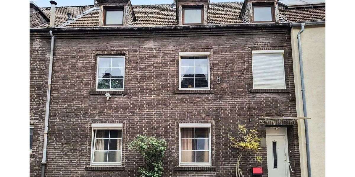 Einfamilienhaus Duisburg Mittelmeiderich - 8 Zimmer, 170 m&sup2;, 299.000&euro; | Angebot:26249828