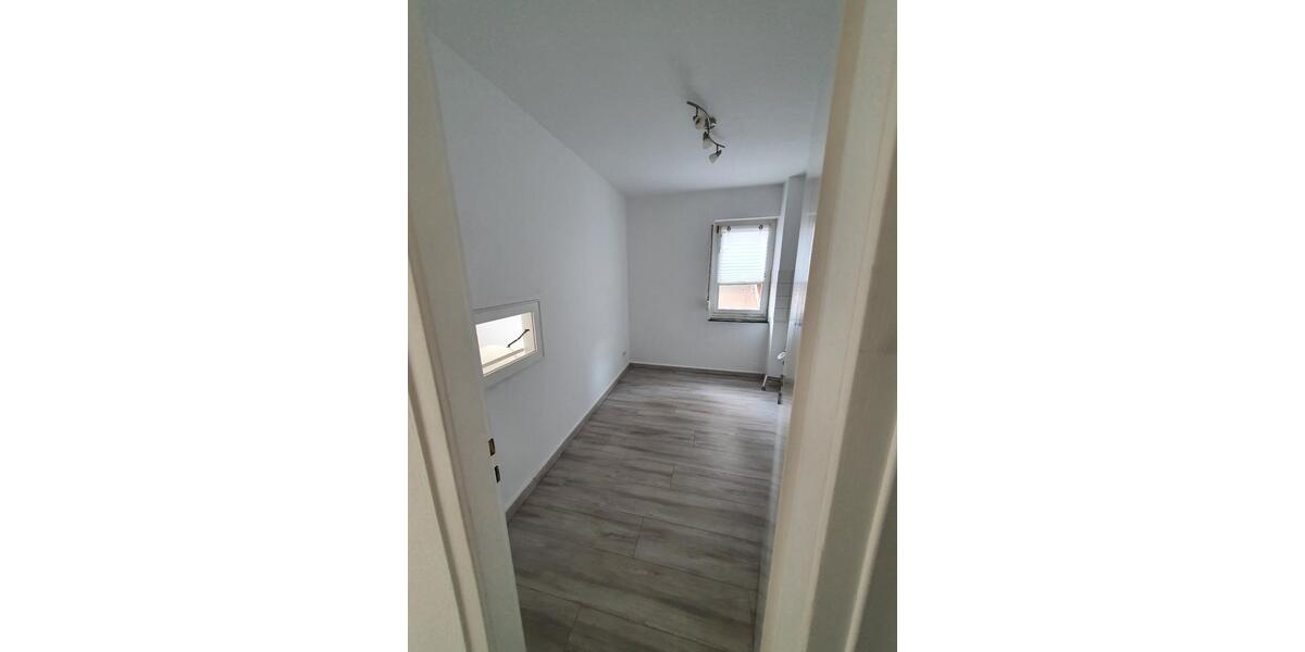 Hochparterre Wuppertal Gemarkung Ronsdorf - 2 Zimmer, 48 m&sup2;, 440&euro; | Angebot:27543352