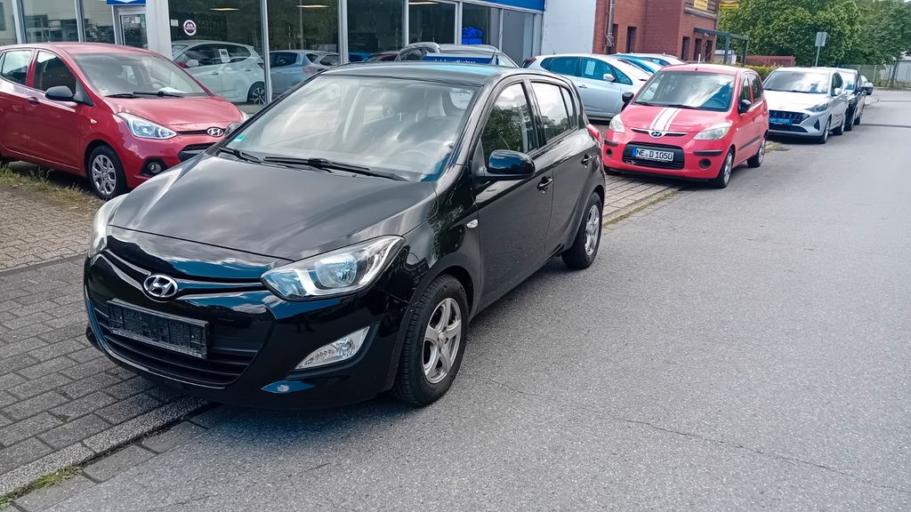Hyundai i20 111.970 km 3.999 &euro; Duisburg 47269