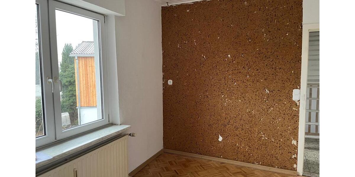 Etagenwohnung Burscheid - 2 Zimmer, 90 m&sup2;, 780&euro; | Angebot:25294112