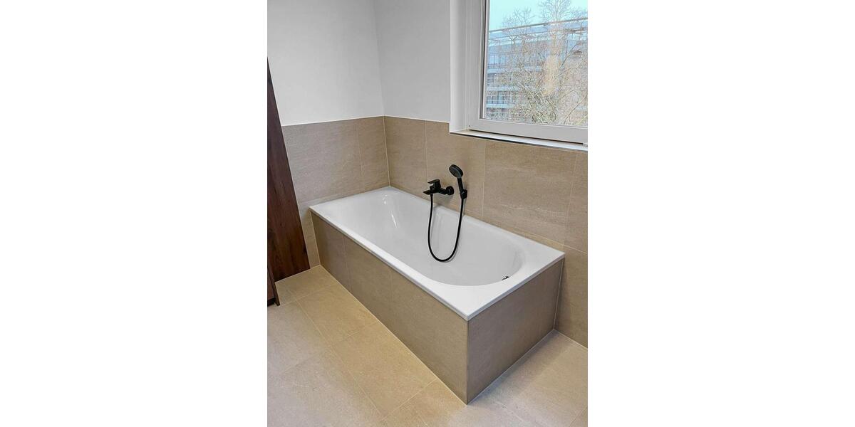 Maisonettenwohnung Düsseldorf Pempelfort - 3.5 Zimmer, 105 m&sup2;, 2.650&euro; | Angebot:25903355