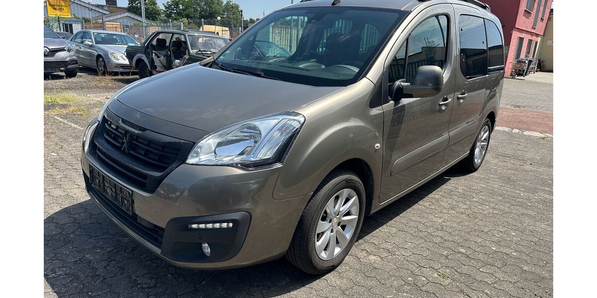 Peugeot Partner 145.000 km 7.990 &euro; Neuss 41469
