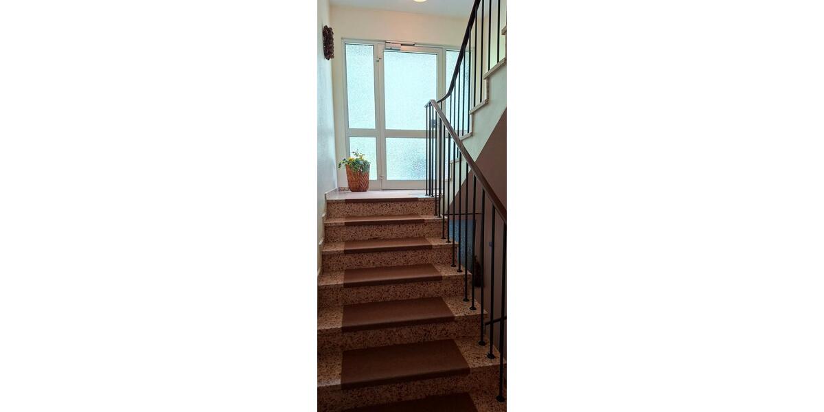 Hochparterre Solingen - 3 Zimmer, 102 m&sup2;, 244.000&euro; | Angebot:26765873