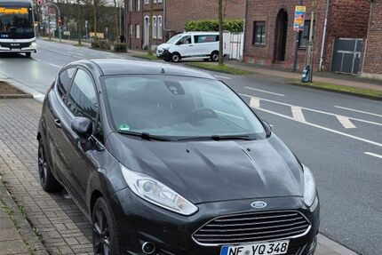 Ford Fiesta 211.500 km 4.500 &euro; Meerbusch 40670