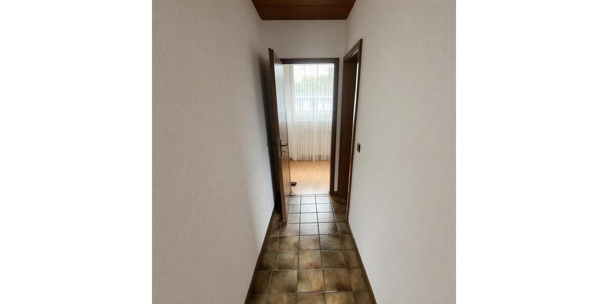 Dachgeschoßwohnung Bochum Günnigfeld - 3 Zimmer, 107 m&sup2;, 695&euro; | Angebot:27533094