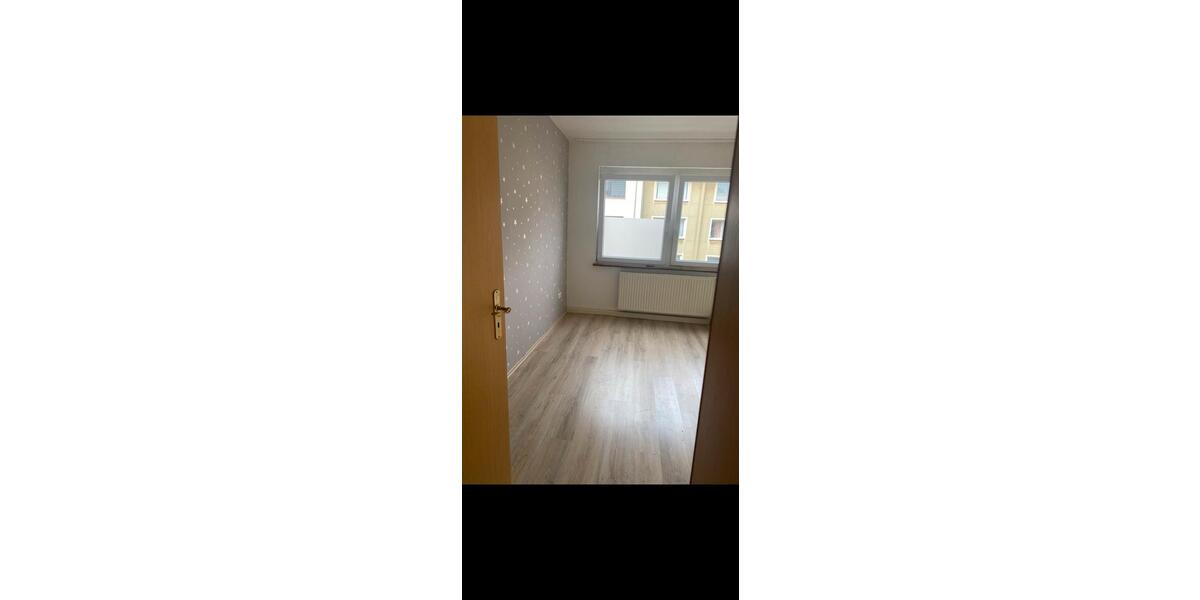 Etagenwohnung Duisburg Mittelmeiderich - 2 Zimmer, 600&euro; | Angebot:23081344