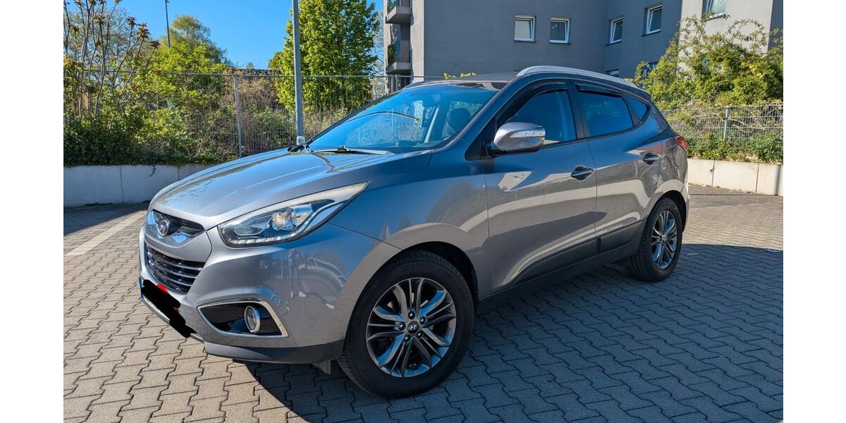 Hyundai ix35 129.000 km 11.499 &euro; Gladbeck 45968
