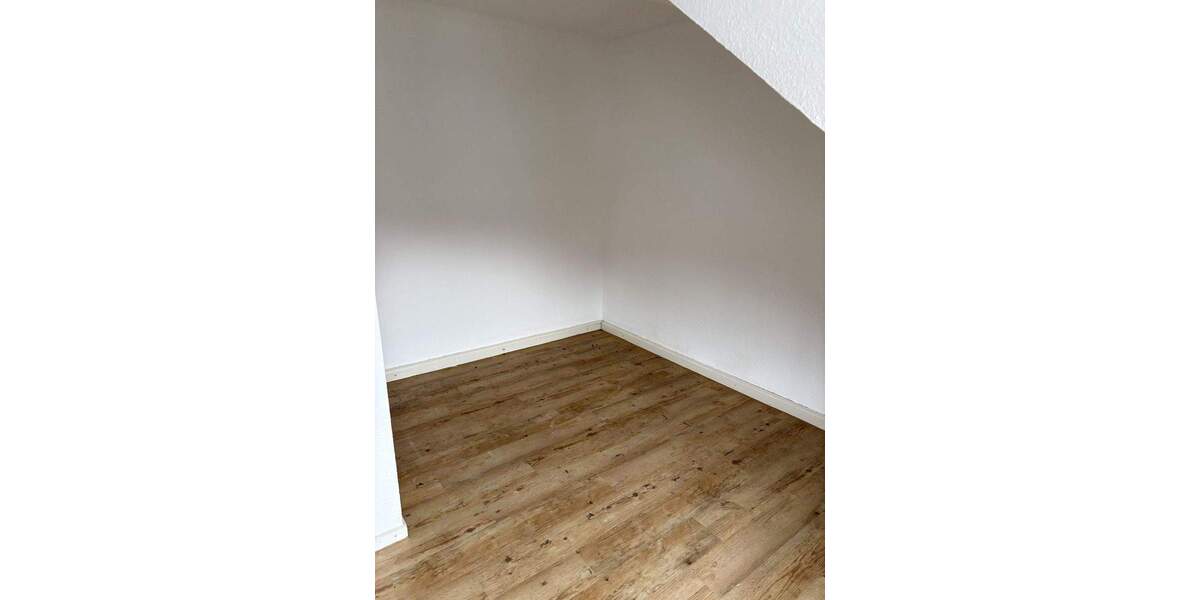 Etagenwohnung Düsseldorf Unterbilk - 1 Zimmer, 30 m&sup2;, 450&euro; | Angebot:25877143