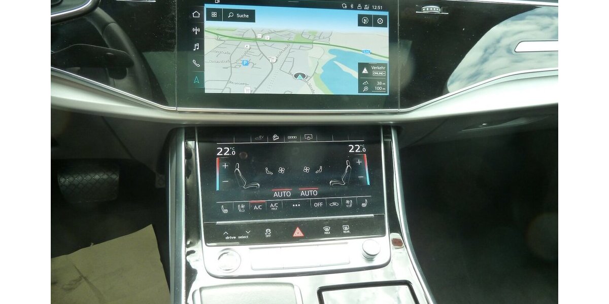 Audi Q7 55e TFSI Quattro Leder Matrix Panorama Air 170.000 km 34.900 &euro; Ratingen 40885