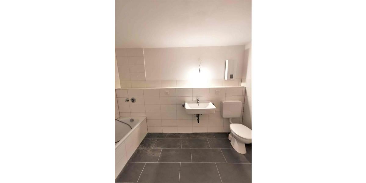 Etagenwohnung Wülfrath - 3 Zimmer, 80 m&sup2;, 685&euro; | Angebot:25970337