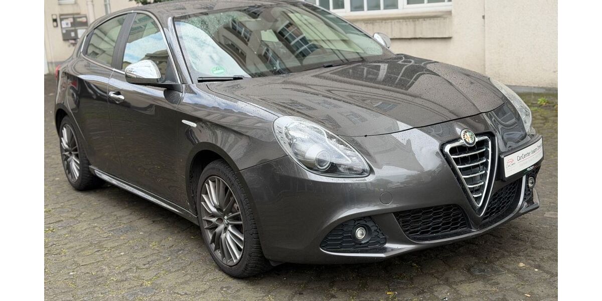 Alfa Romeo Giulietta 145.000 km 7.450 &euro; Mettmann Stadtwald Bahnhof 40822