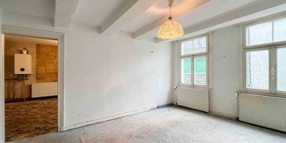 Einfamilienhaus Solingen Gräfrath - 6 Zimmer, 160.000&euro; | Angebot:25654464