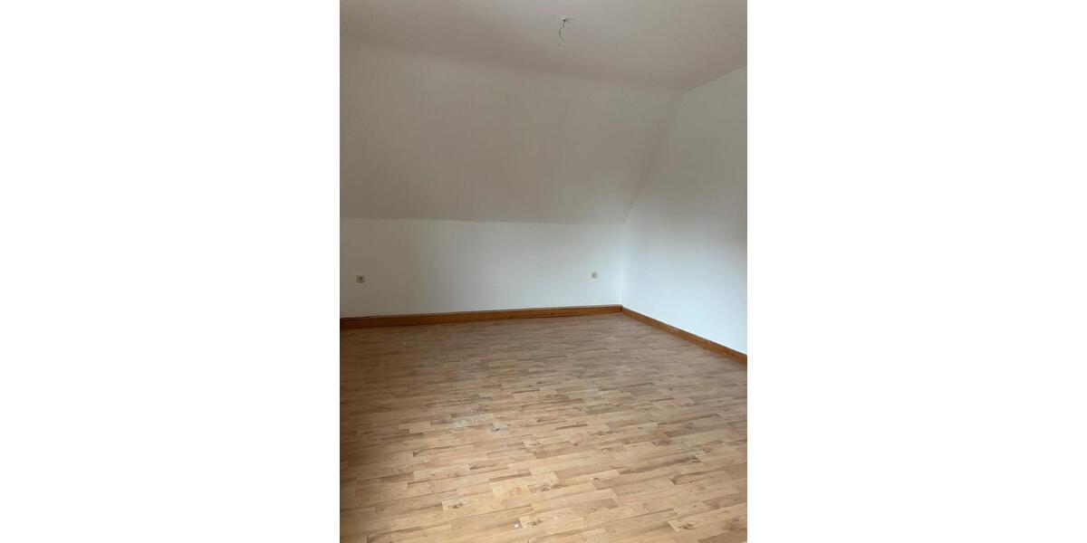 Dachgeschoßwohnung Solingen Höhscheid - 2 Zimmer, 47 m&sup2;, 550&euro; | Angebot:24067776