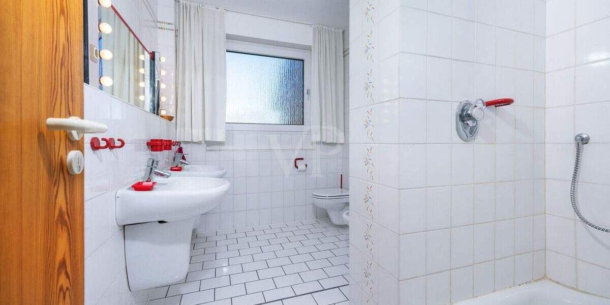 Reihenmittelhaus Velbert Langenberg - 4 Zimmer, 130 m&sup2;, 399.000&euro; | Angebot:25733778