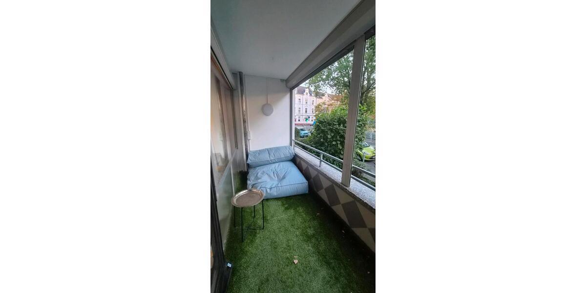Hochparterre Düsseldorf Stadtbezirk 6 - 1 Zimmer, 52 m&sup2;, 1.000&euro; | Angebot:27532794