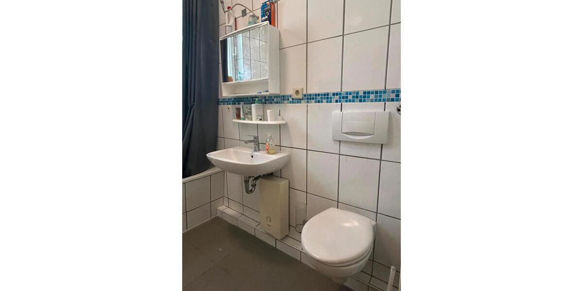Etagenwohnung Solingen - 2 Zimmer, 62 m&sup2;, 845&euro; | Angebot:25439059