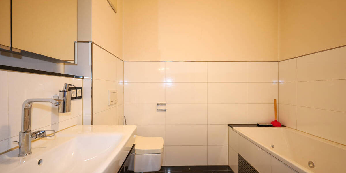 Etagenwohnung Hilden - 4 Zimmer, 107 m&sup2;, 399.000&euro; | Angebot:25970585