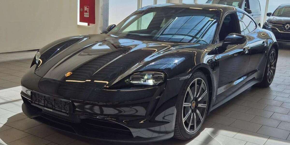 Porsche Taycan 18.306 km 66.949 &euro; Hagen 58091