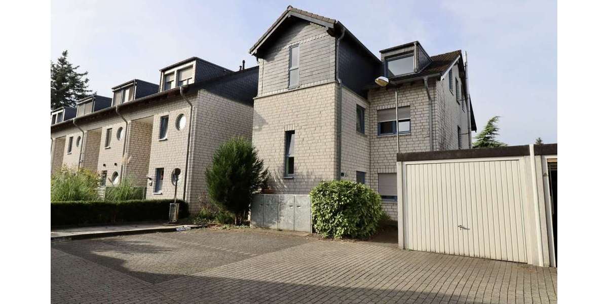 Etagenwohnung Solingen Mitte - 3 Zimmer, 80 m&sup2;, 219.000&euro; | Angebot:27529028