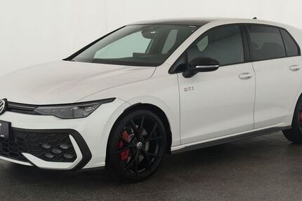 VW Golf 17.600 km 35.384 &euro; Neuss 41464