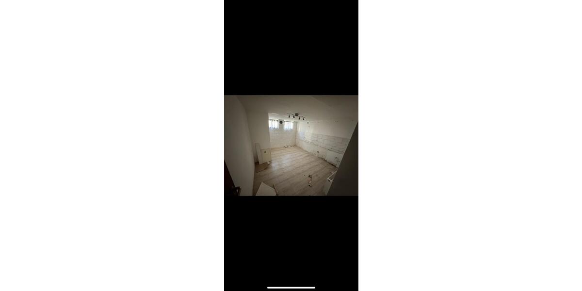 Erdgeschoßwohnung Solingen - 1 Zimmer, 140 m&sup2;, 170.000&euro; | Angebot:26126914