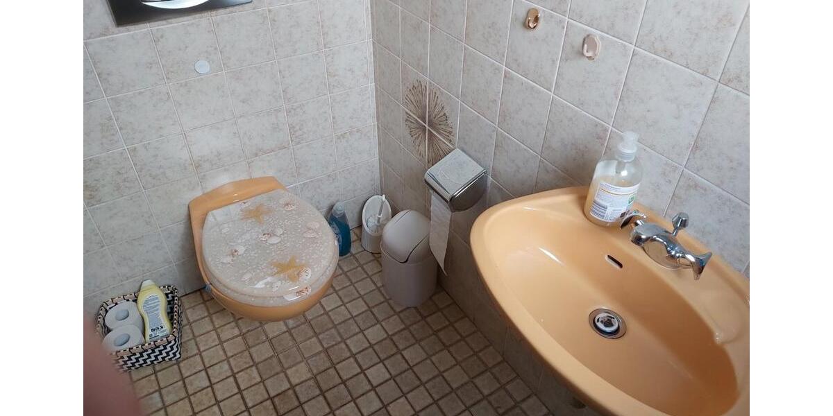 Terrassenwohnung Wermelskirchen - 5 Zimmer, 144 m&sup2;, 350.000&euro; | Angebot:27168179