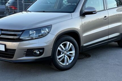 VW Tiguan 251.370 km 7.450 &euro; Hilden 40721