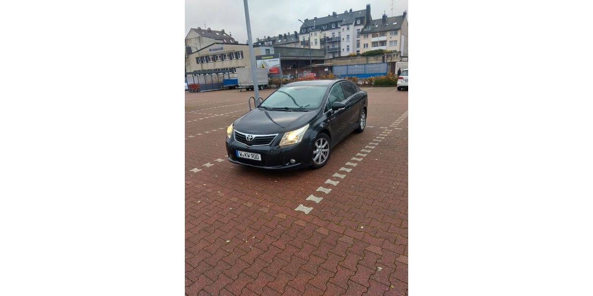 Toyota Avensis 265.000 km 3.800 &euro; Wuppertal 42289