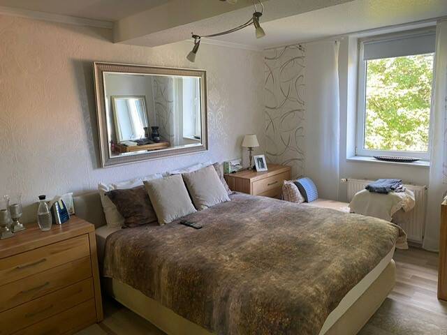 Etagenwohnung Gelsenkirchen Rotthausen - 5 Zimmer, 126 m&sup2;, 210.000&euro; | Angebot:26153990