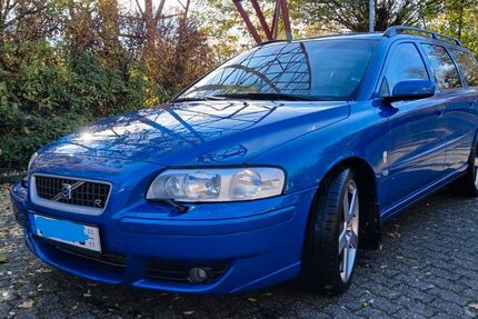 Volvo V70 136.000 km 14.770 &euro; Essen 45355