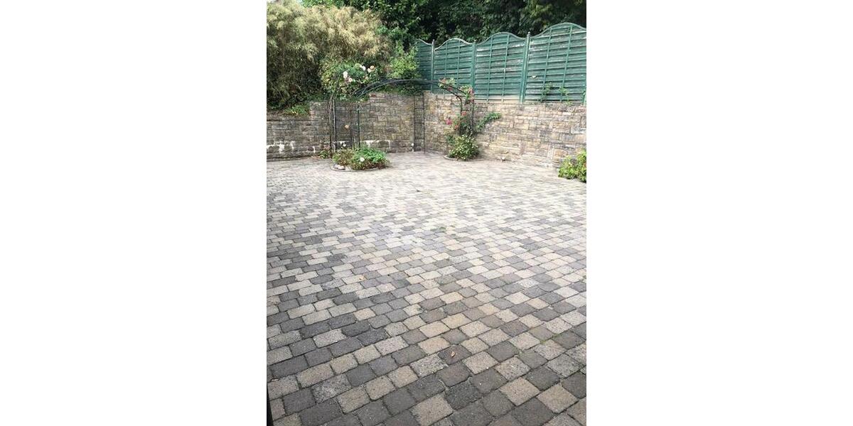 Einfamilienhaus Witten - 8 Zimmer, 250 m&sup2;, 2.000&euro; | Angebot:25392381