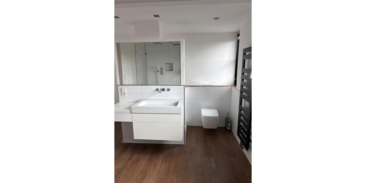 Dachgeschoßwohnung Düsseldorf Stadtbezirk 7 - 4 Zimmer, 139 m&sup2;, 620.000&euro; | Angebot:27496427