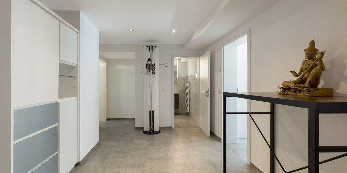 Einfamilienhaus Düsseldorf Lörick - 9 Zimmer, 178 m&sup2;, 1.200.000&euro; | Angebot:25799861