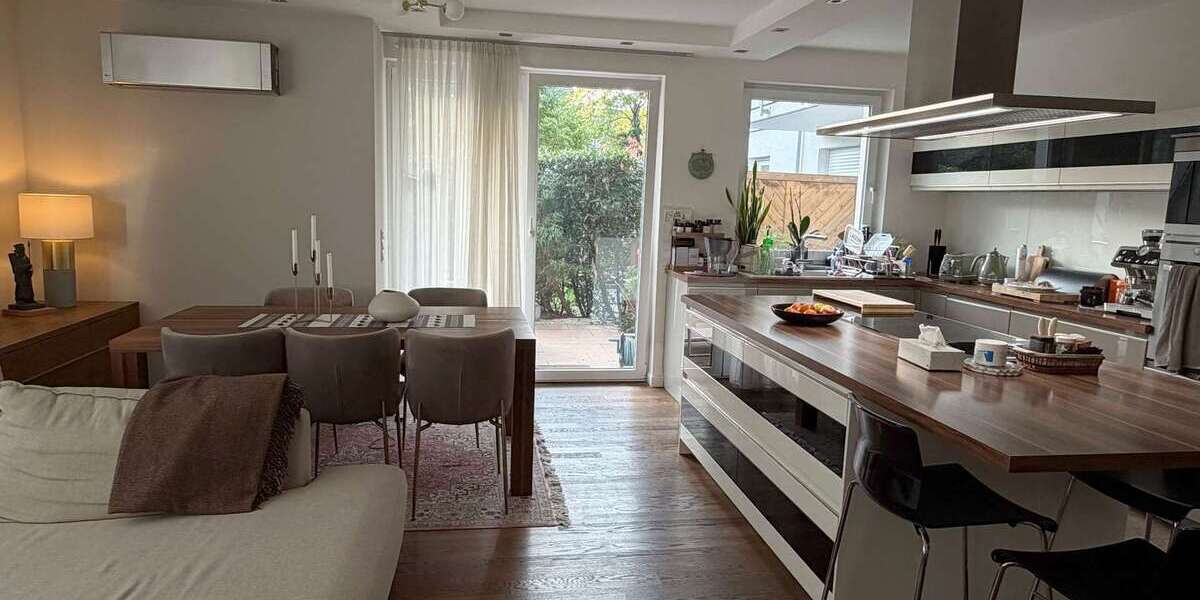 Etagenwohnung Düsseldorf Stadtbezirk 3 - 5 Zimmer, 135 m&sup2;, 815.000&euro; | Angebot:26065917