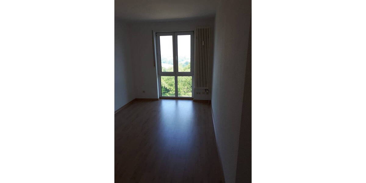Etagenwohnung Bochum Linden - 3 Zimmer, 102 m&sup2;, 1.050&euro; | Angebot:26413975