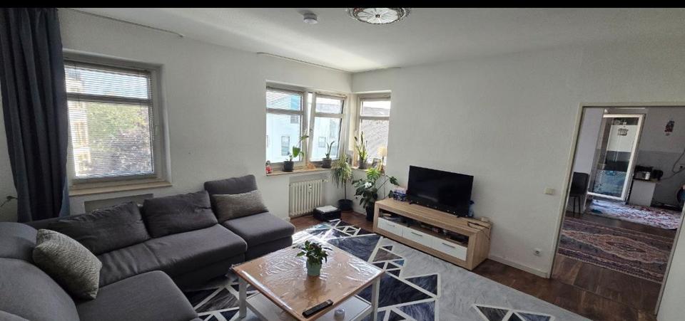 Etagenwohnung Duisburg Hamborn - 6 Zimmer, 140 m&sup2;, 1.250&euro; | Angebot:27551003