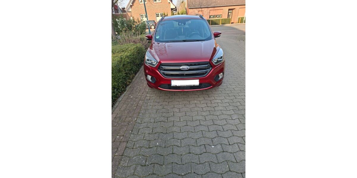 Ford Kuga 178.000 km 12.300 &euro; Essen 45356