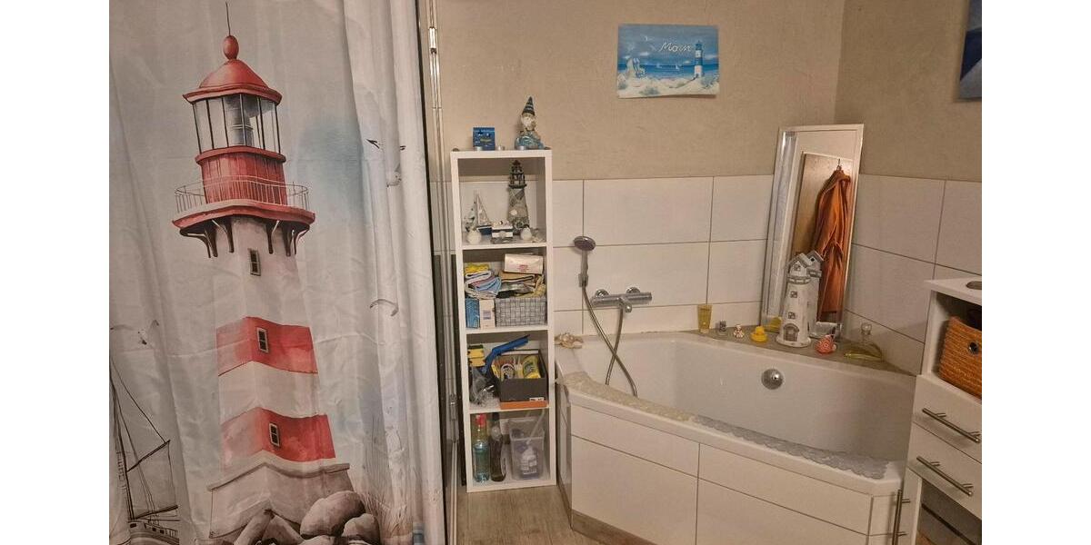 Etagenwohnung Wermelskirchen - 1 Zimmer, 80 m&sup2;, 870&euro; | Angebot:26007081