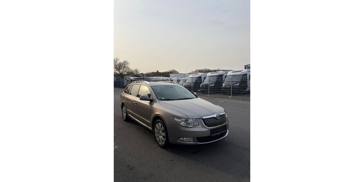 Skoda Superb 120.000 km 9.800 &euro; Essen 45326
