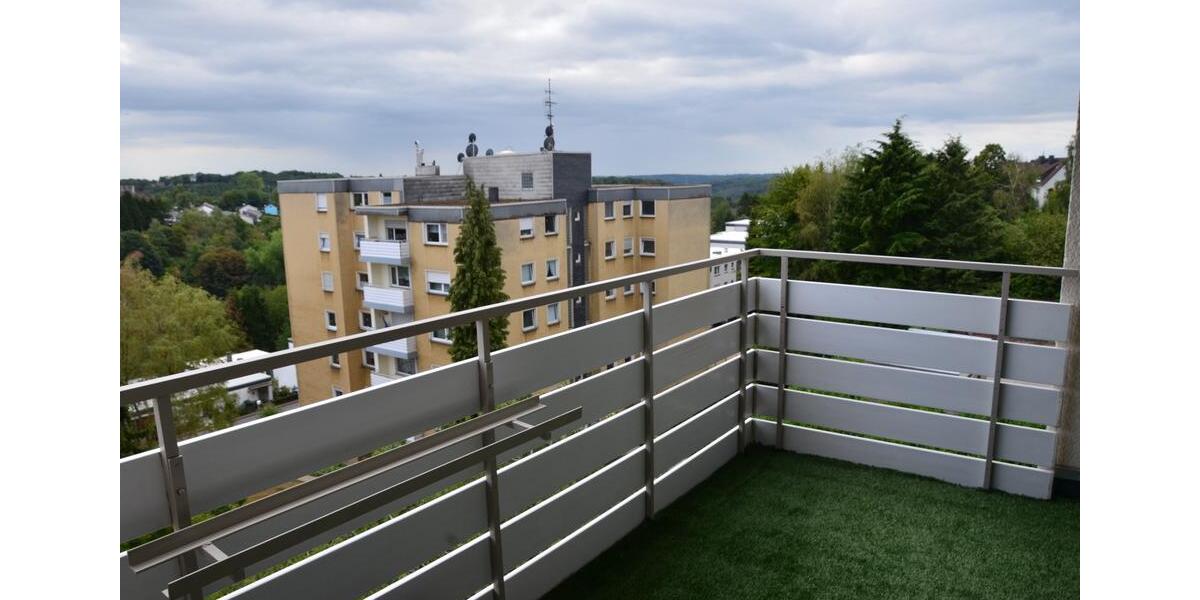 Etagenwohnung Remscheid Remscheid-Süd - 2 Zimmer, 72 m&sup2;, 570&euro; | Angebot:25900244