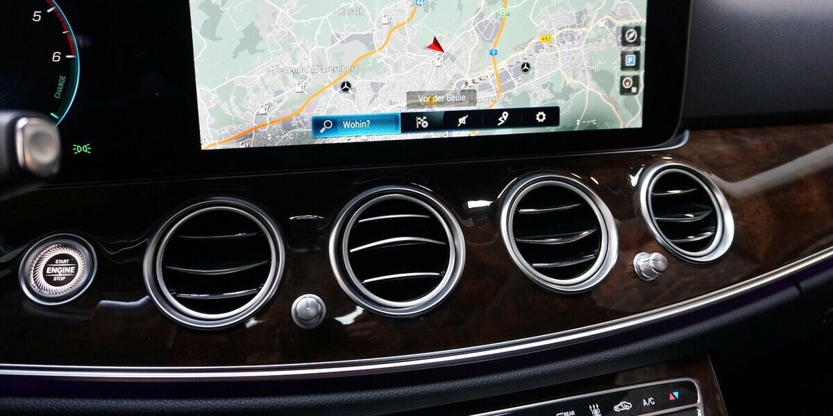 Mercedes-Benz E 300 de Leder Pano 360° Memory Sitzklim Night Std 29.998 km 36.700 &euro; Wuppertal 42327