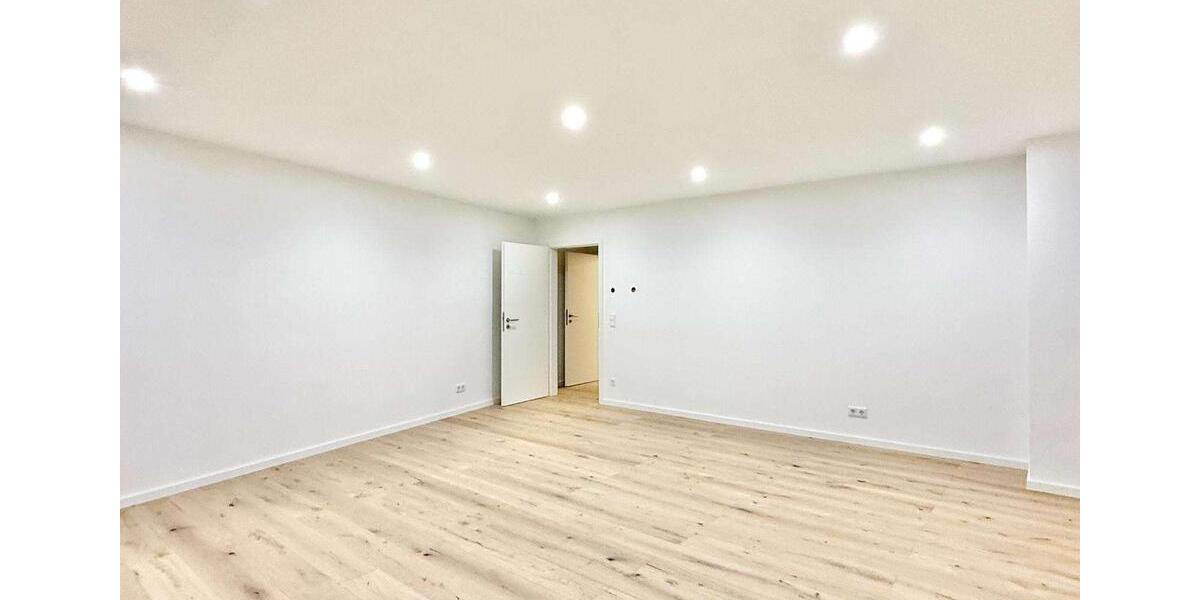 Erdgeschoßwohnung Düsseldorf Stadtbezirk 9 - 4 Zimmer, 168 m&sup2;, 2.500&euro; | Angebot:25812496