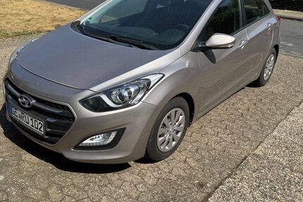 Hyundai i30 62.179 km 9.490 &euro; Herten 45699