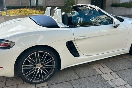 Porsche Boxster 40.000 km 62.400 &euro; Düsseldorf 40211