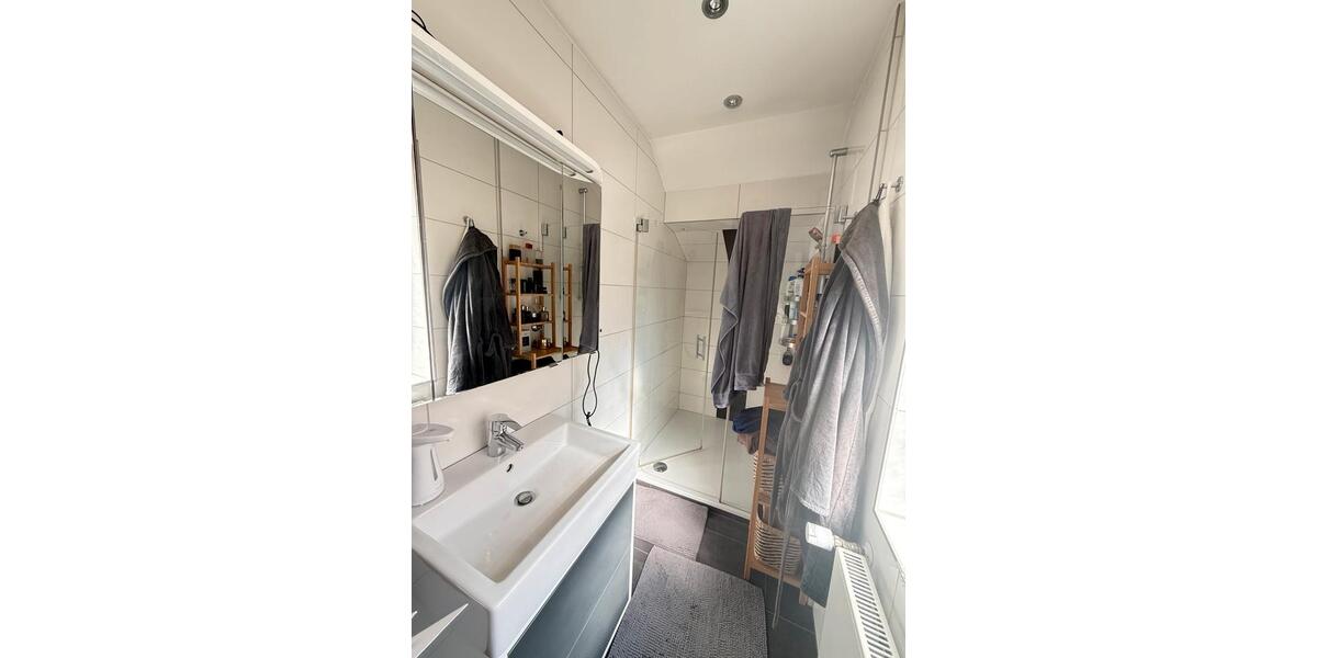 Dachgeschoßwohnung Bochum Werne - 3 Zimmer, 92 m&sup2;, 250.000&euro; | Angebot:26613101